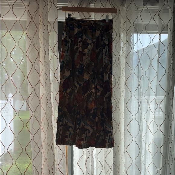 Sag Harbor Red and Orange Maxi A-Line Skirt - Picture 2 of 2